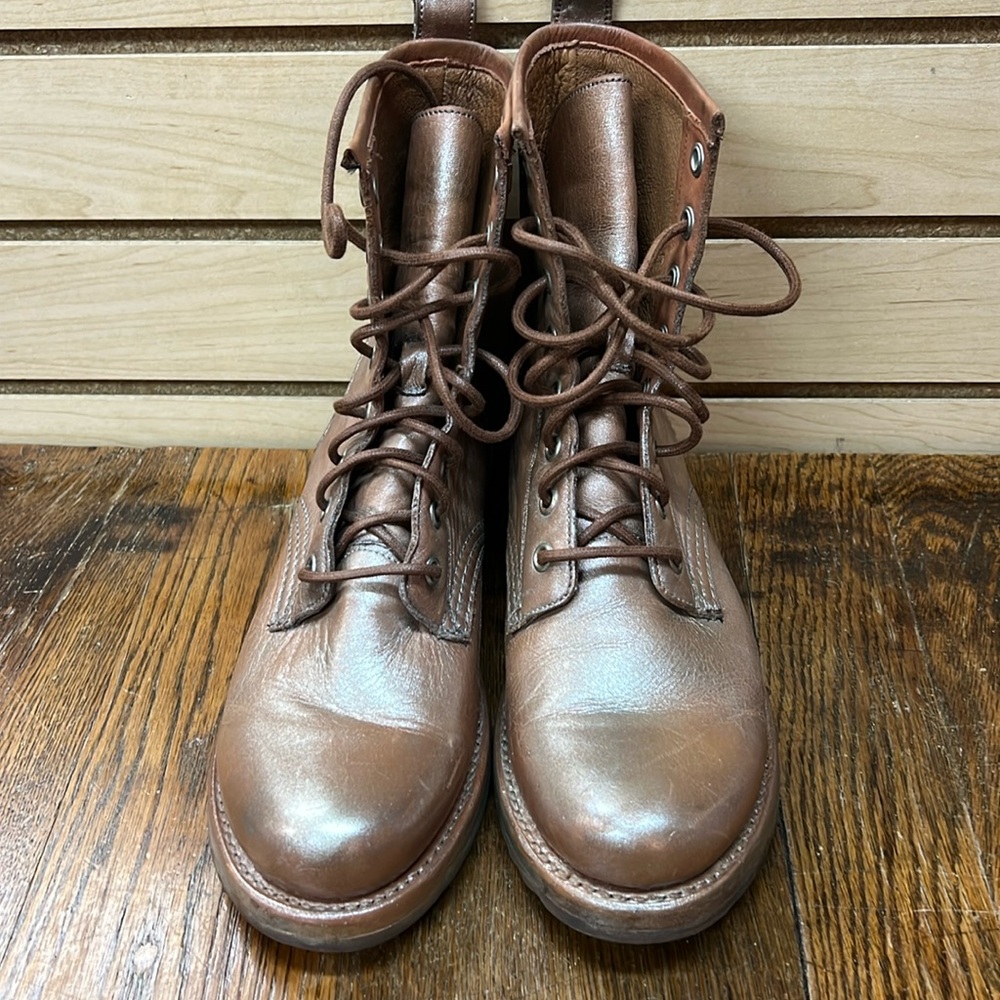 Like new Frye boots size 7